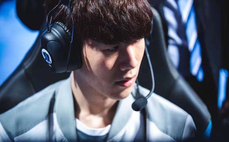 IEM科隆对决进入白热化阶段：淘汰赛周五火热开战