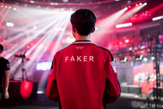 LEC柏林场馆翻修完成：扩建20%，拥有210个席位